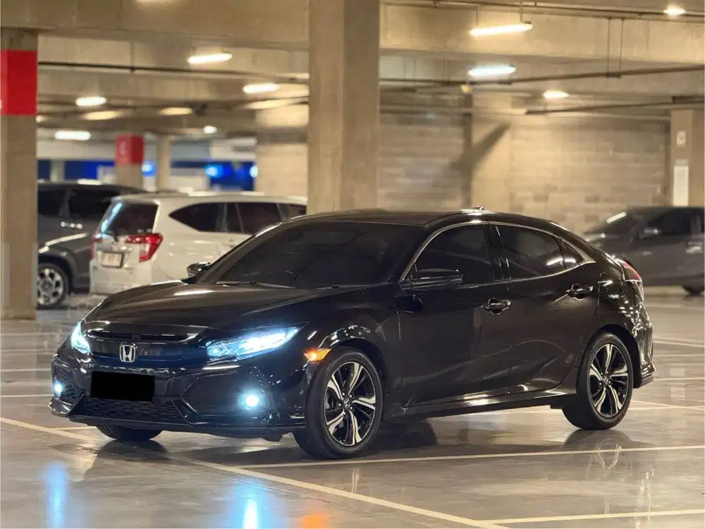 [KM 53RB] HONDA CIVIC HATCHBACK 2018