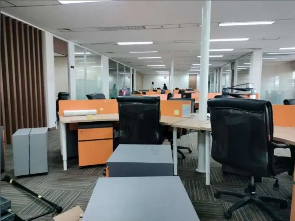 Sewa Ruang Kantor Setiabudi Atrium (Partisi dan Full Furnished)