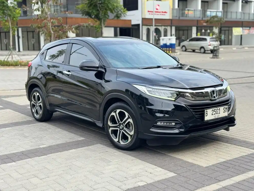 Honda HR-V SE CVT 2018 Matic Hitam HRV HR V AT
