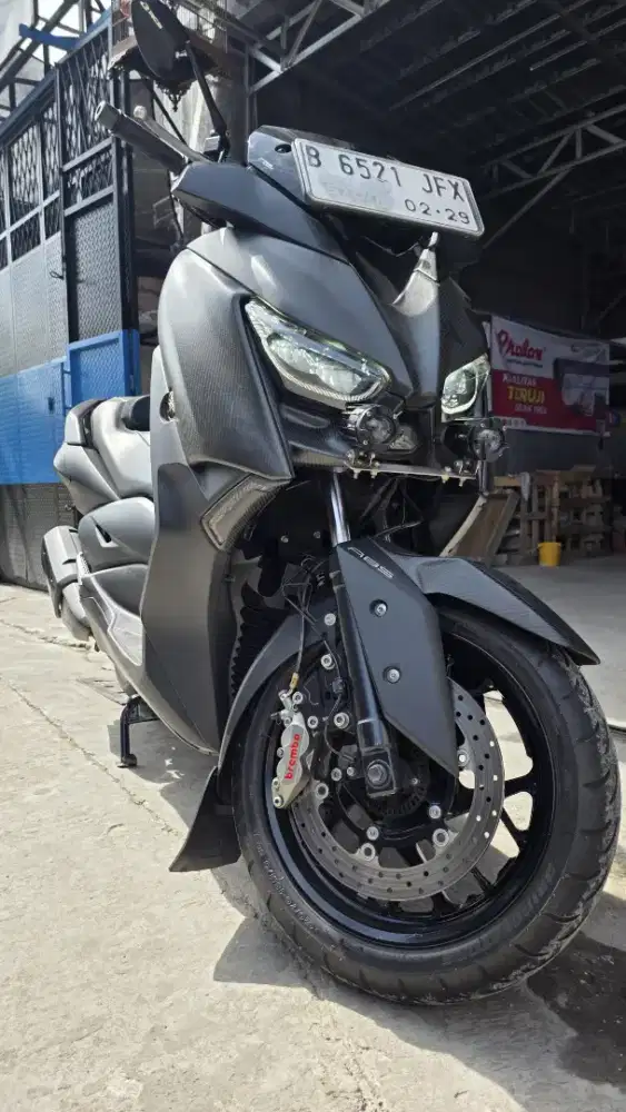 Yamaha XMAX 250cc 2018 Hitam Jarang Pakai Banyak Part Modif