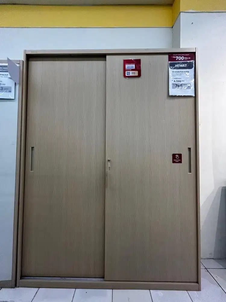 Lemari besi informa/selma