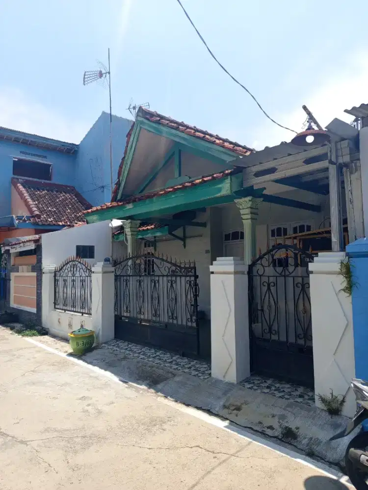 DI KONTRAKAN RUMAH TANPA PERANTARA