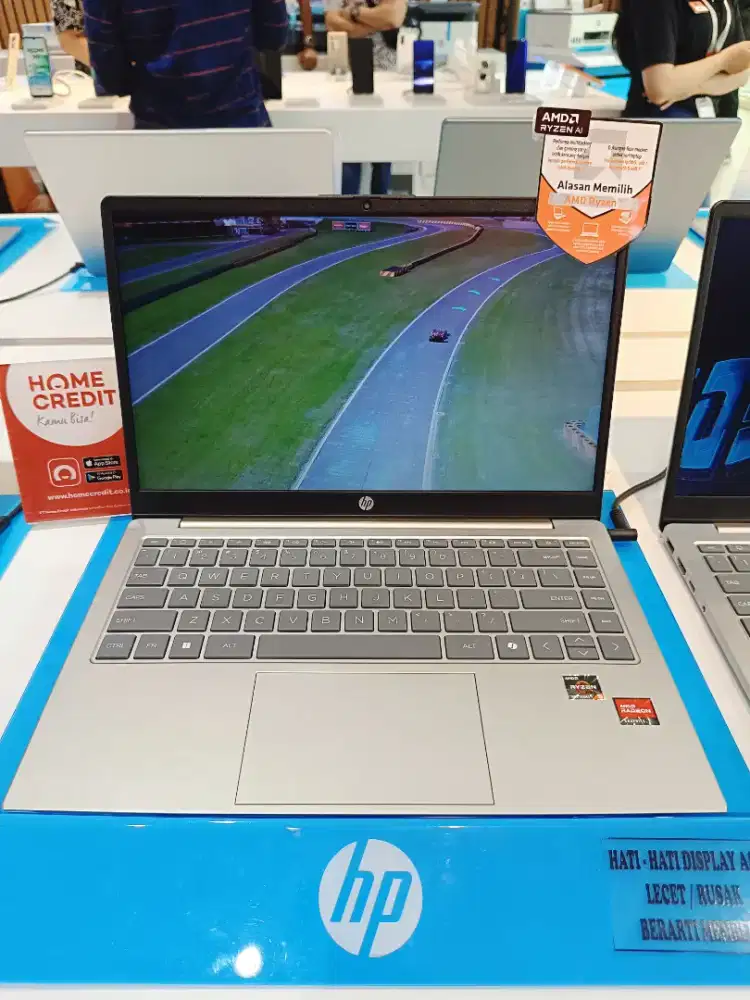 HP 14 EM0531AU Ryzen5
Cicilan mulai dari 600 ribuan aja ..