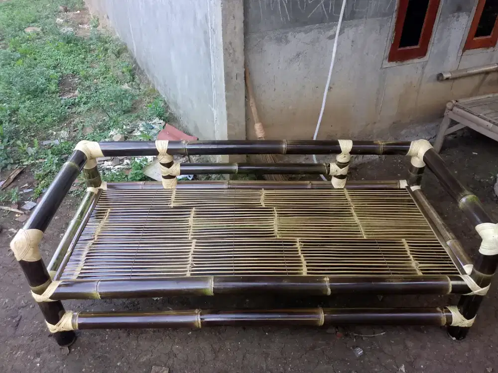 Bale Rotan Bambu Hitam