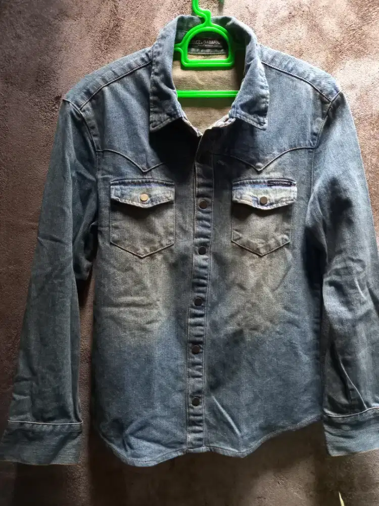 Authentic Dolce & Gabbana Denim Jeans Shirt,size M,lebar dada 48cm