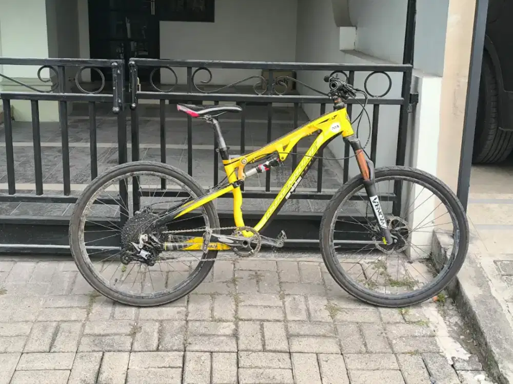 MTB full suspension Adrenaline AM 4.0
