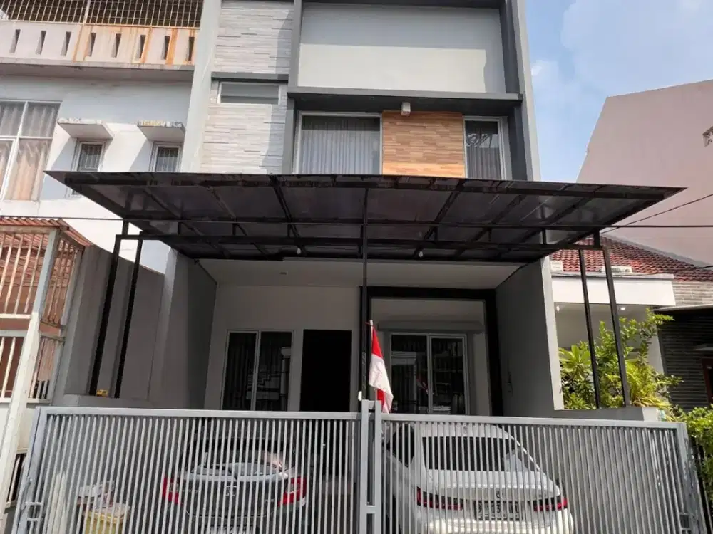 DIJUAL RUMAH BAGUS MINIMALIS KOMPLEK HIBRIDA JANUR ASRI KELAPA GADING UKU 6X15 HDP UTARA 2 LT