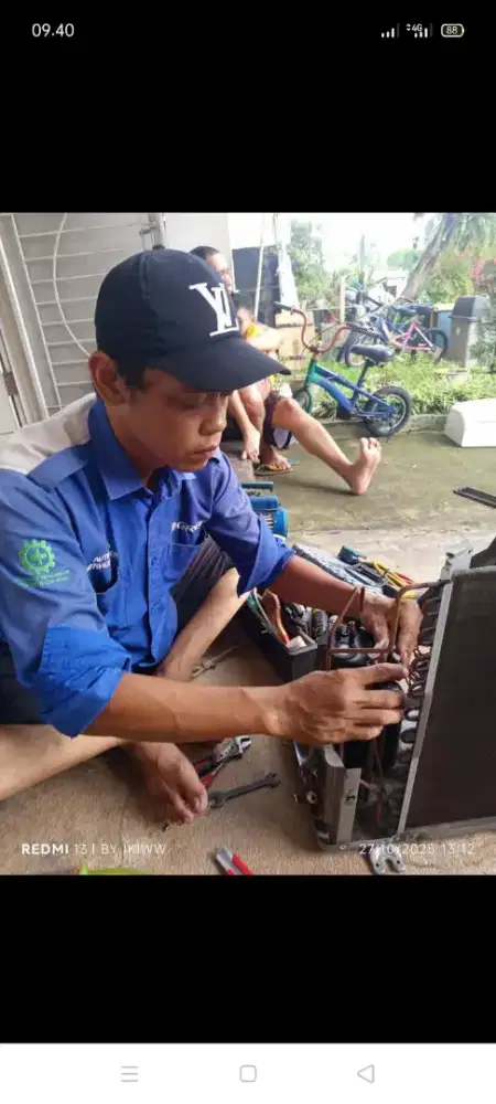 Jasa servis AC kulkas mesin cuci kompa air dll