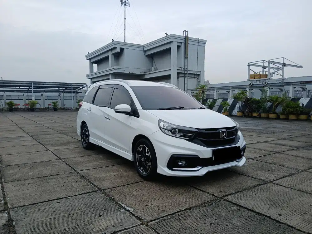 [ DP 10 ] Honda Mobilio RS AT FACELIFT 2019