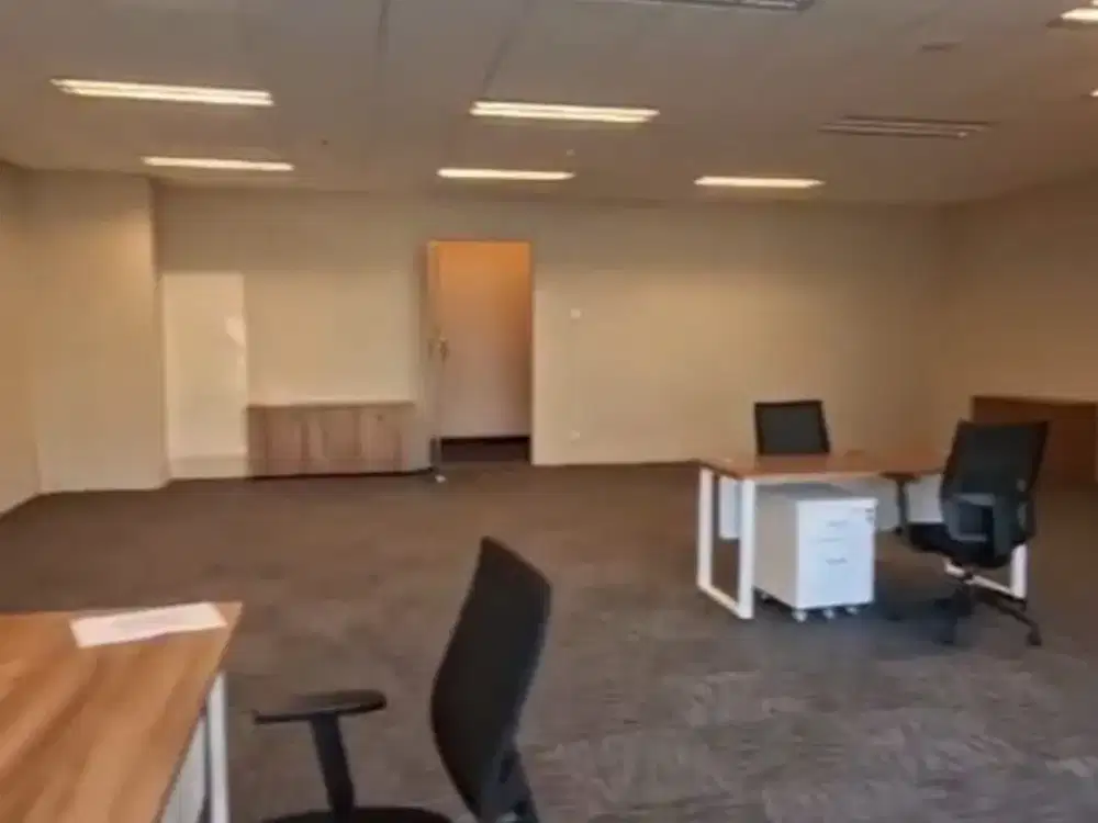 SEWA KANTOR DI JAKARTA SELATAN CASABLANKA  114M2 FURNISHED 180K NEGO