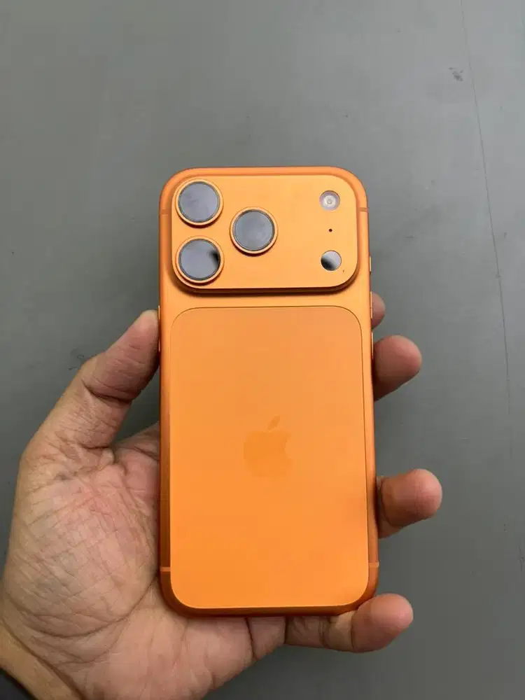 Iphone 17 pro 512gb comsic