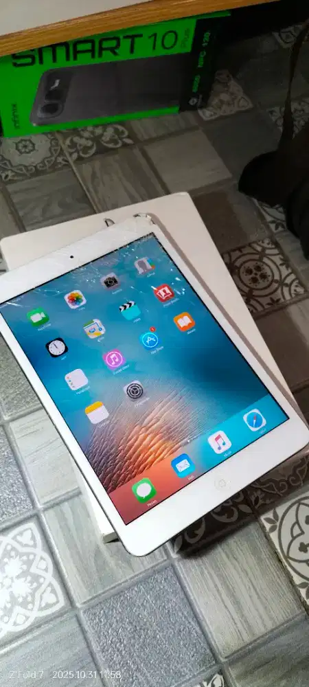 iPad mini 16 gb seadanya