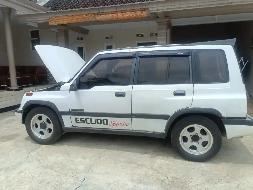 Escudo body kaleng mesin sehat