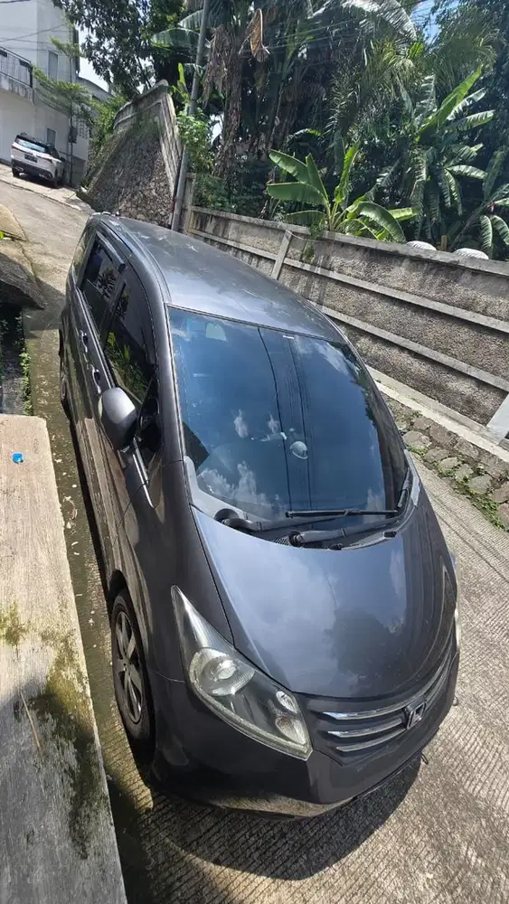 Honda Freed 2011 Bensin