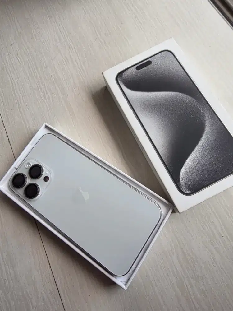 Jual saja iphone 15 pro max 1tb mulus ibox