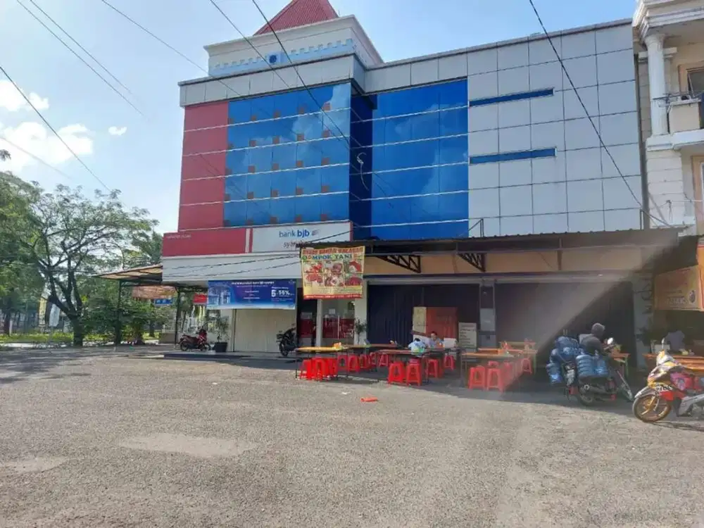 Ruko gandeng daerah harapan indah bekasi