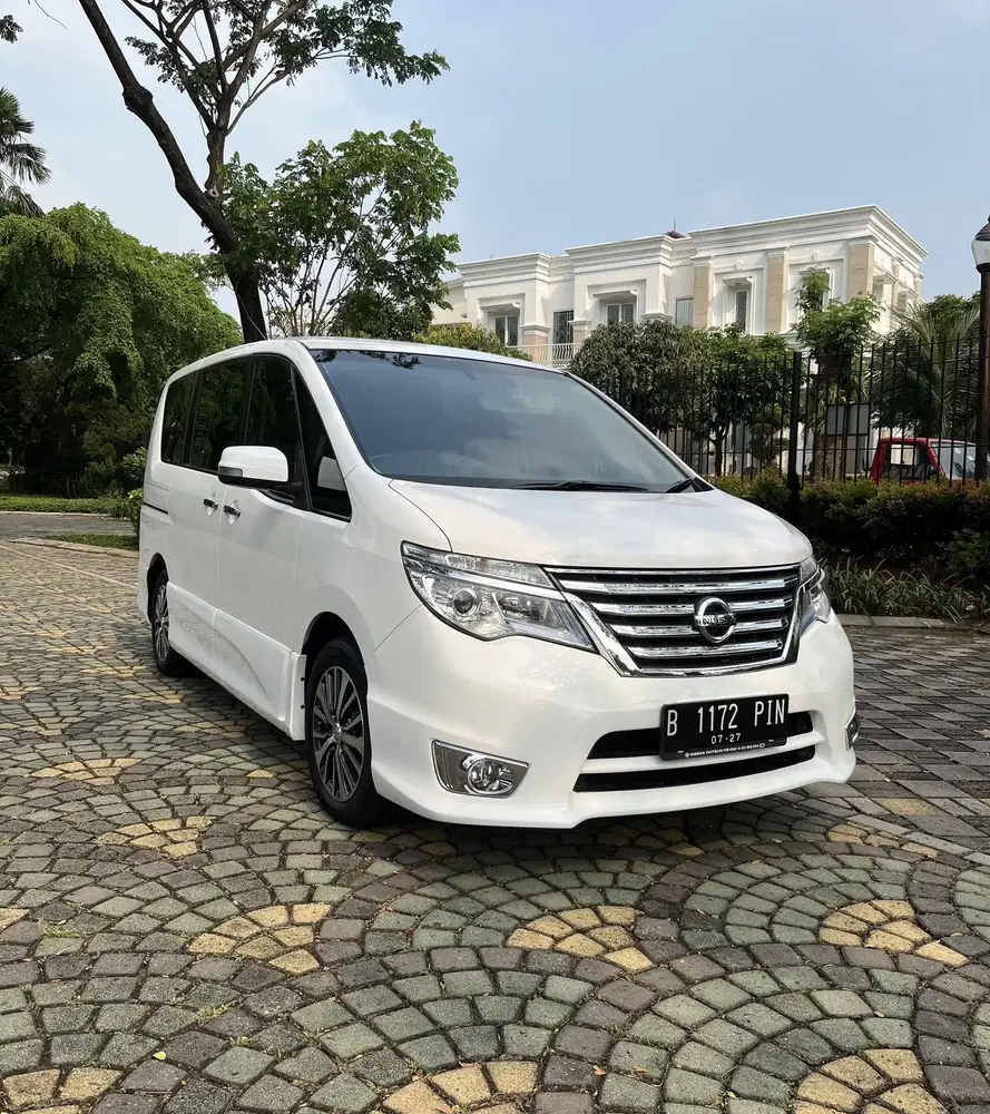 MURAH & BAGUS Serena HWS AT Automatic 2017 Putih