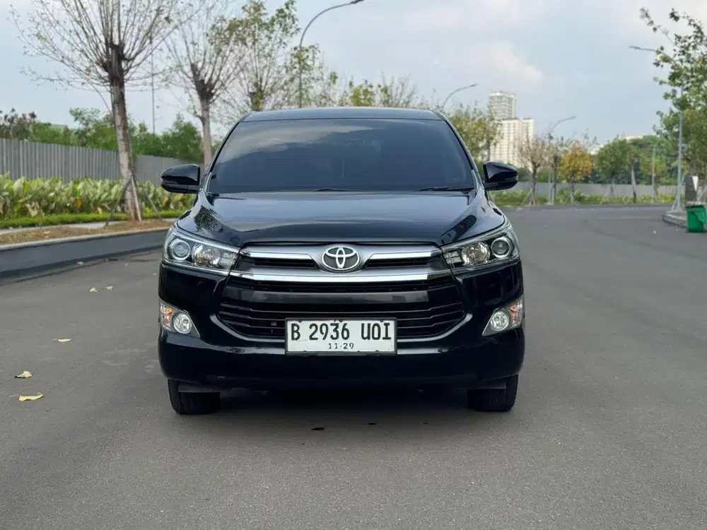 MURAH Kijang Innova 2.4 V 2019 AT
