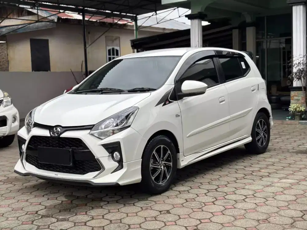 AGYA GR sport 1.2 AT 2022