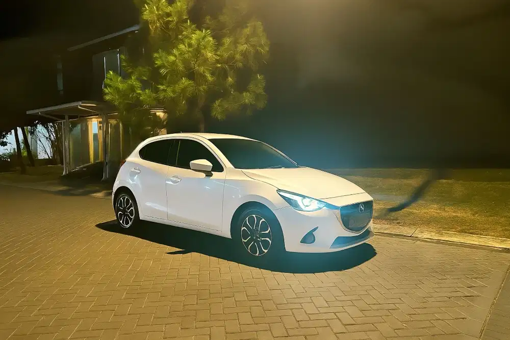 LOW KM JUAL CEPAT ALL NEW MAZDA 2 GT 2016 MATIC