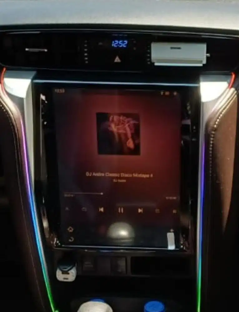 Head Unit Tesla Style ZF-1238G Android 8+128GB