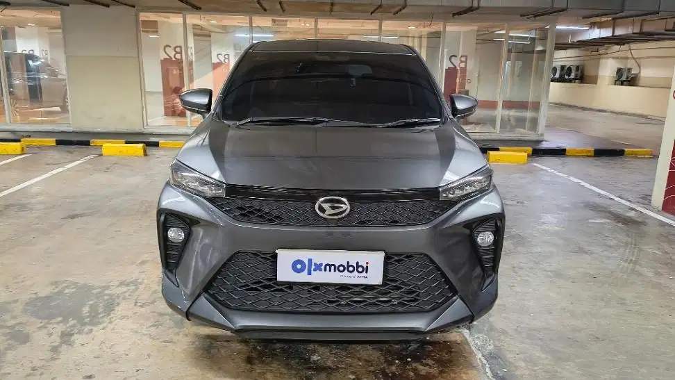 DP MURAH Daihatsu Xenia 1.3 R Bensin-MT 2023 Abu CFBXF