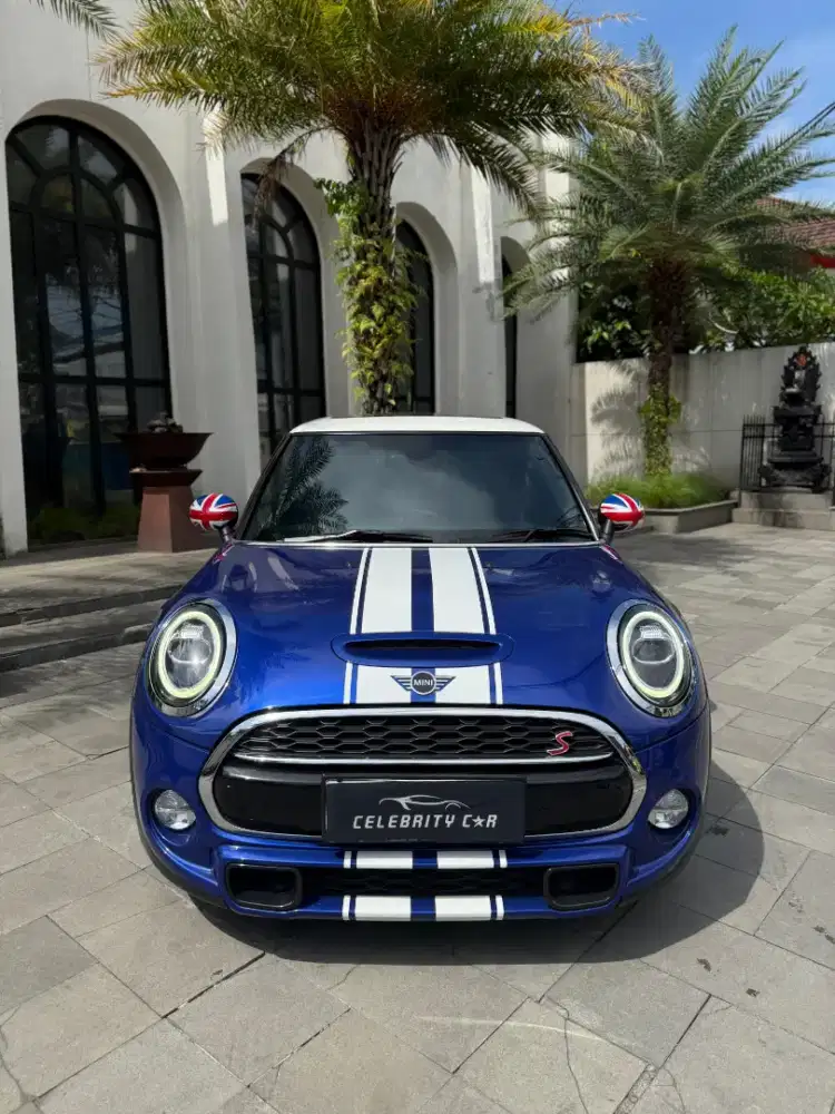 KM 14.000 an Mini Cooper S 3 Doors Blue Metallic 2018