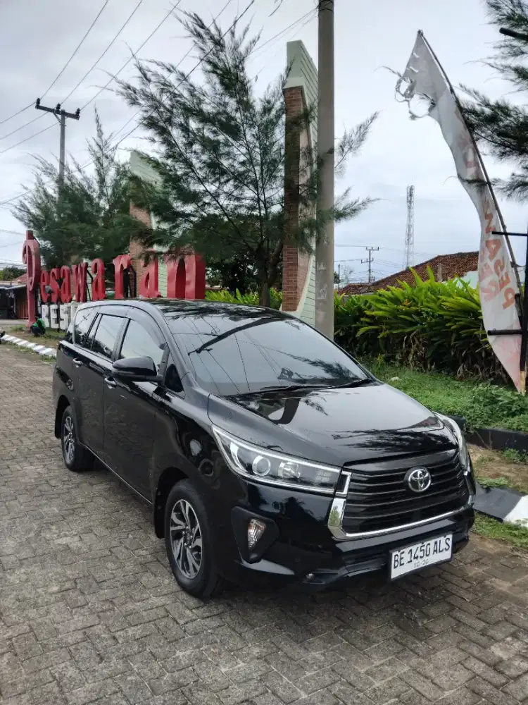 Innova V 2.4 AT Diesel 2021