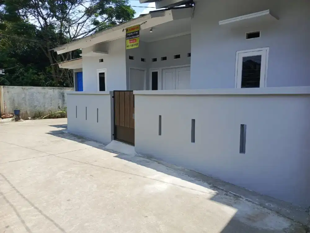 Di jual rumah plus toko