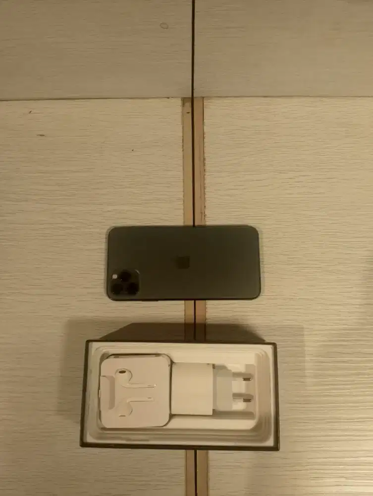 Iphone 11 pro max 256gb ada saja baru