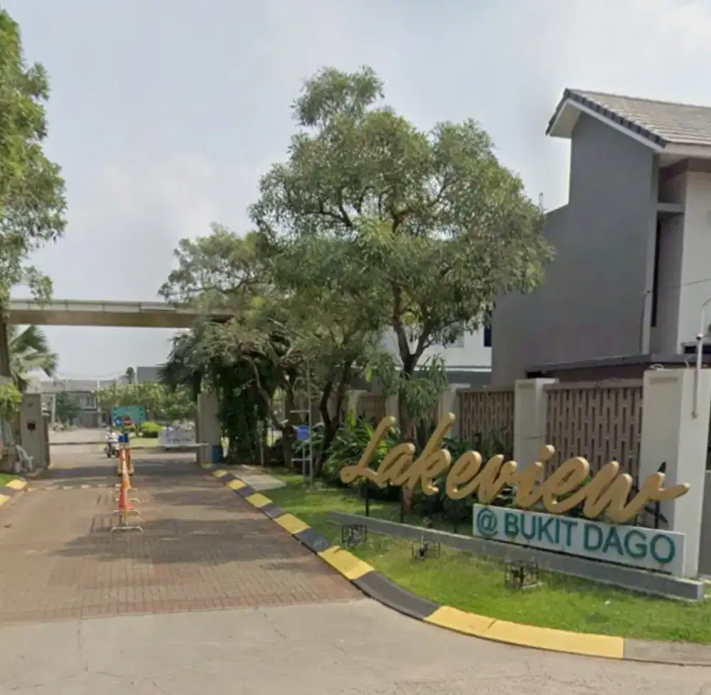 DI SEWAKAN RUMAH 2 LANTAI