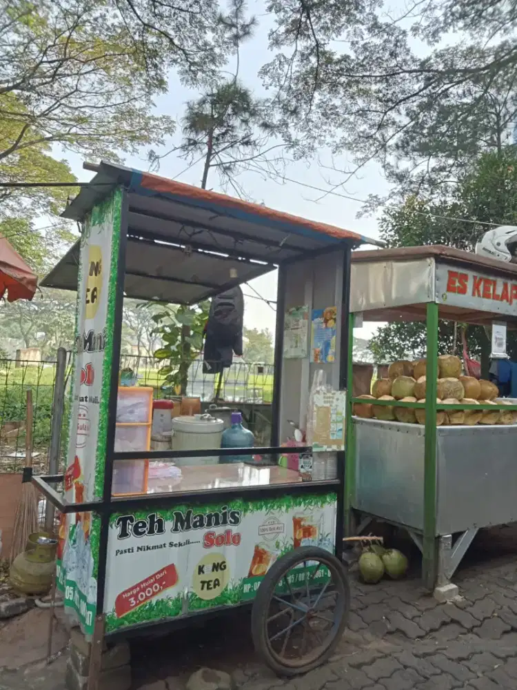 Dijual gerobak teh solo Full set perlengkapan, siap jual es teh