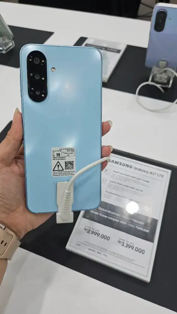 SAMSUNG GALAXY A17 LTE FREE CHARGER 300RB