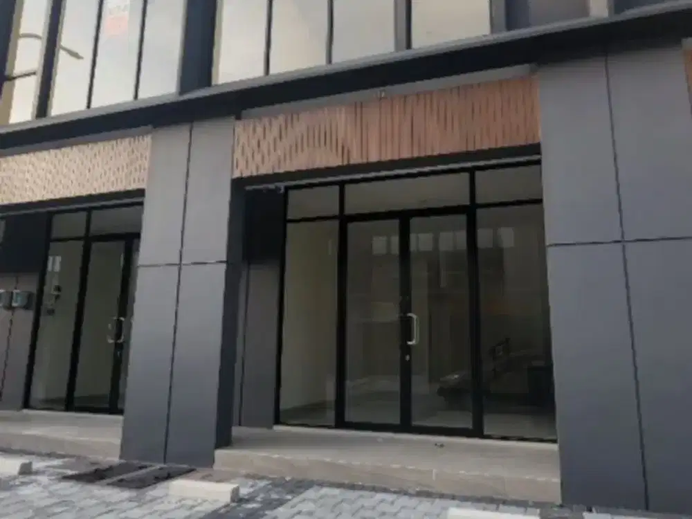Disewa Ruko 2 Lantai Siap Pakai di HAMPTON Avenue
