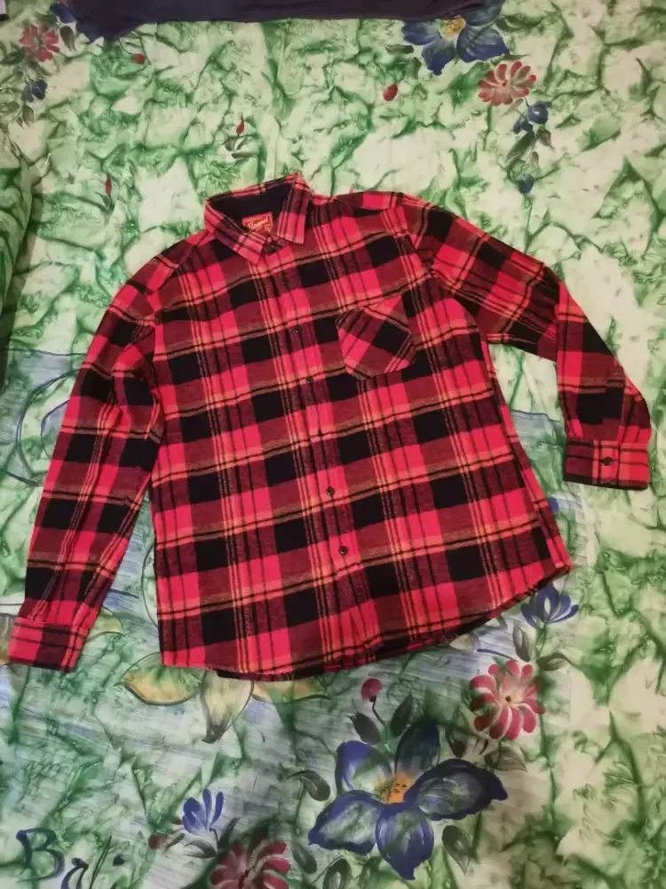 Kemeja UNIQLO seri Flannel/ Merah Hitam Orange/ Size XL (ORIGINAL)