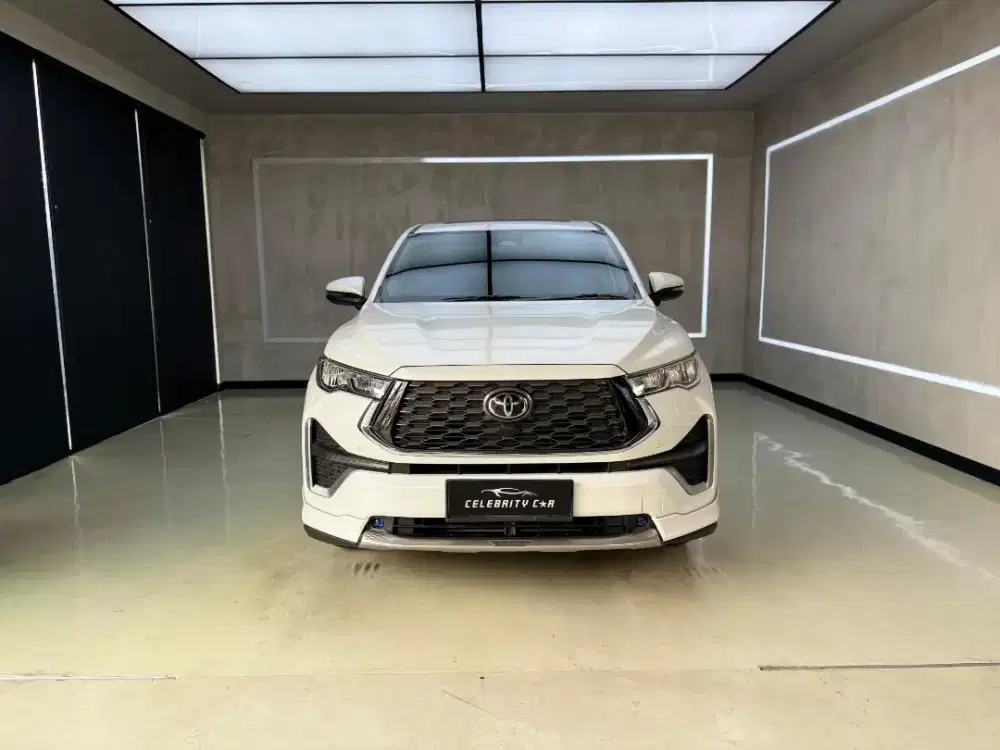 KM 24.000 an Innova Zenix Q HV Hybrid CVT TSS Modelista Putih 2023