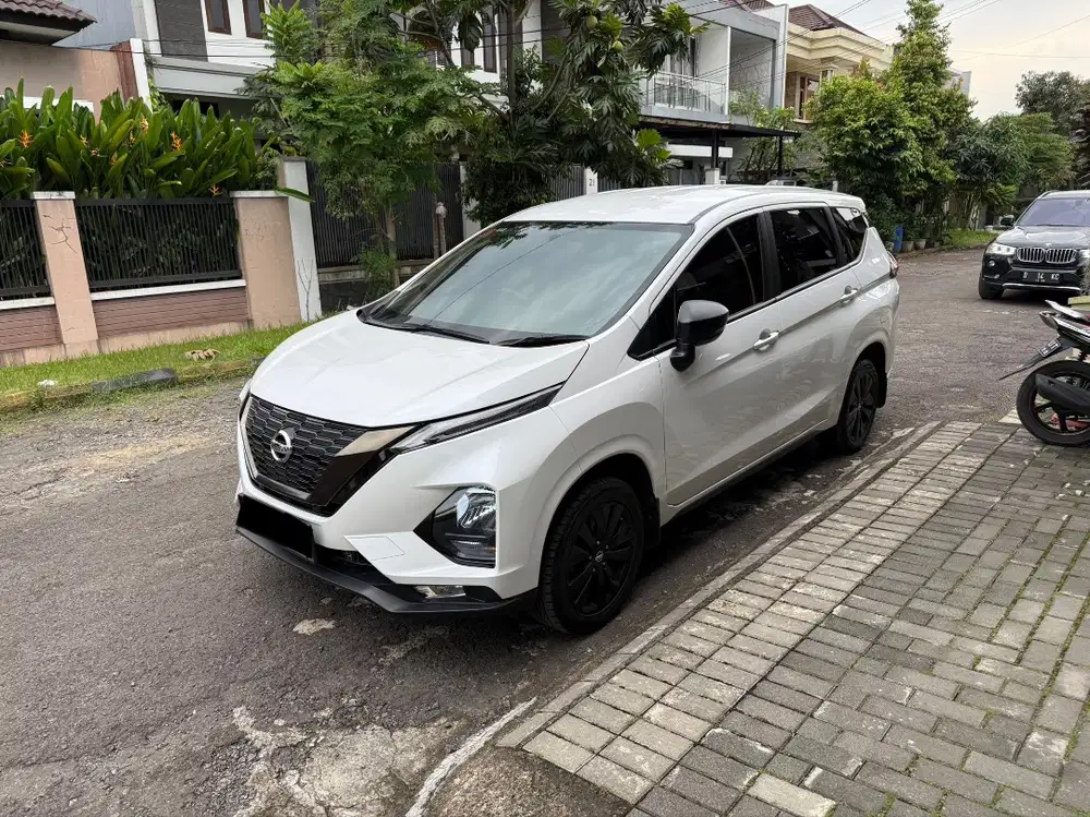 km41rb - Nissan Livina VE 1.5 matic 2019 Putih || 2020