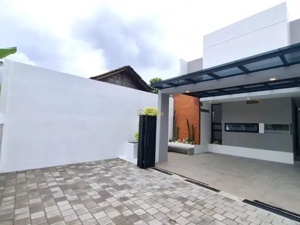 RUMAH SIAP HUNI LAHAN LUAS, 10 MENIT KAMPUS UII JAKAL