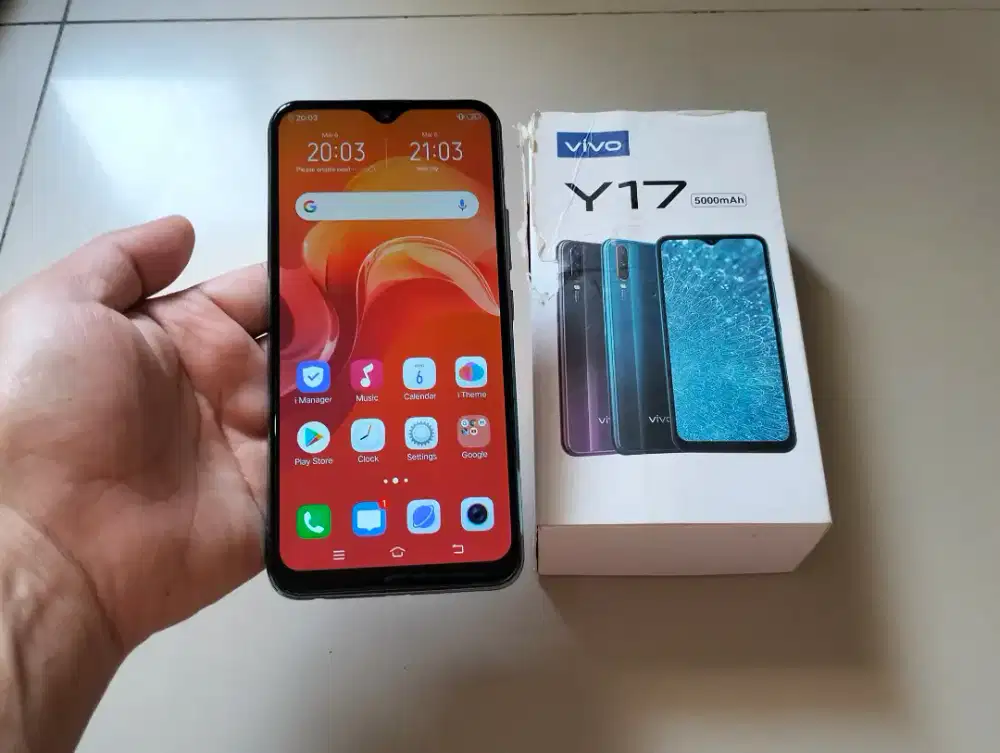 BUTUH UANG VIVO Y17 RAM 8GB / 256GB 4G LTE Duos 6.35in Finger 5000Mah