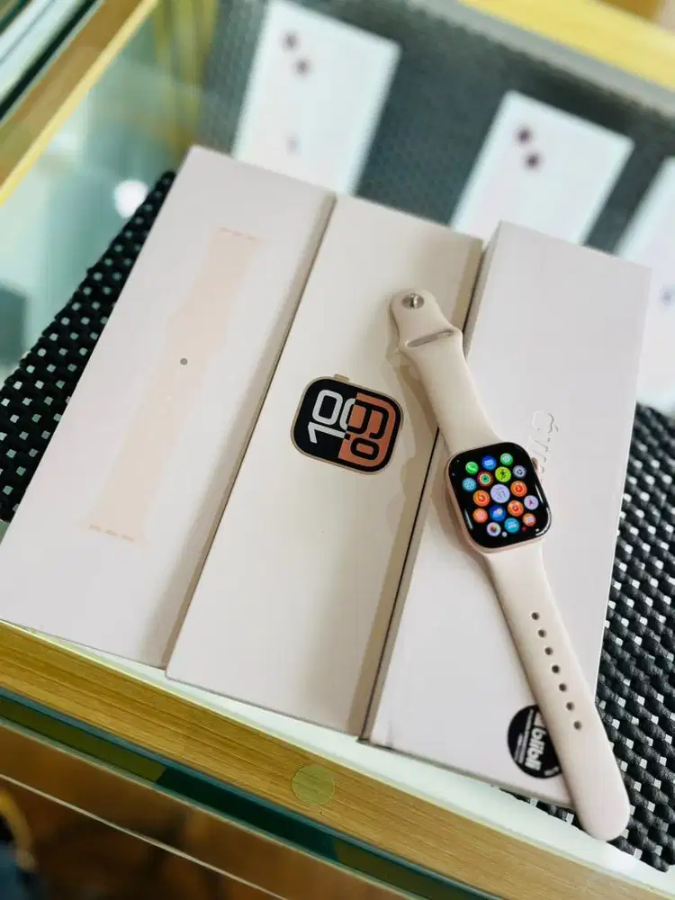 Apple watch Series 10 (10th generation) 42mm rosegold ibox garansi on