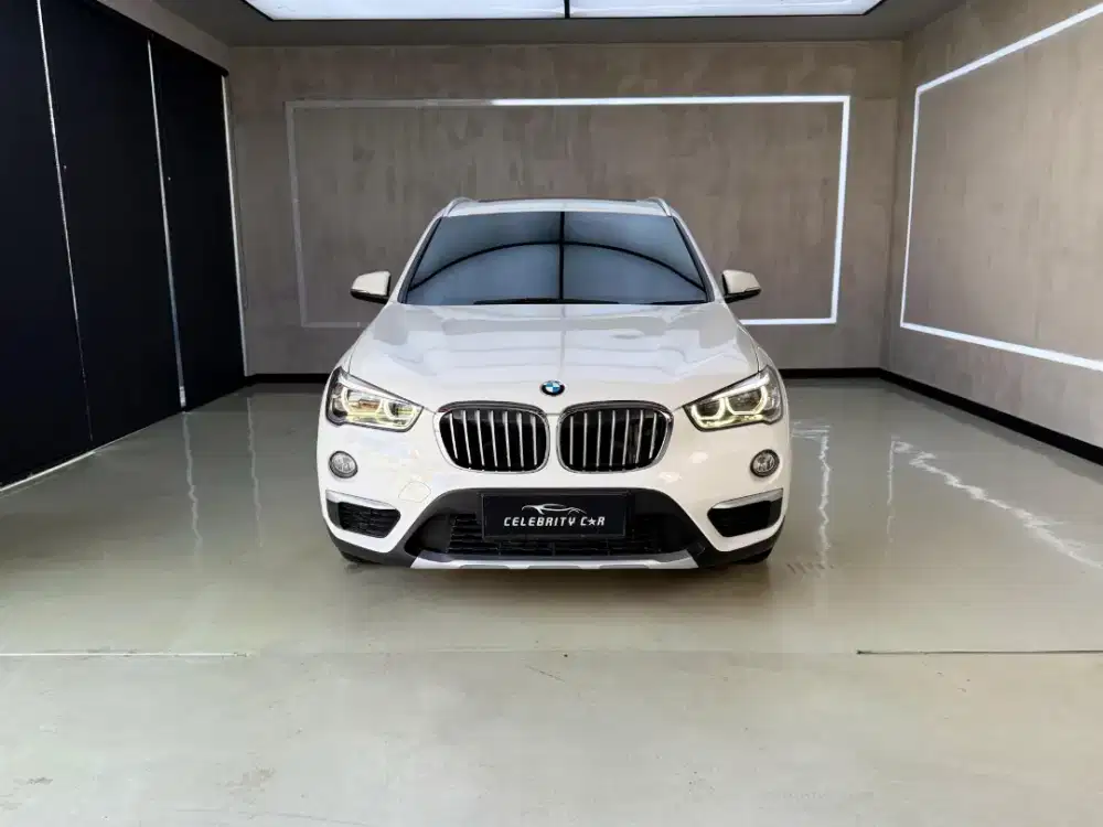 KM 32.000 an Bmw X1 Sdrive Putih 2017