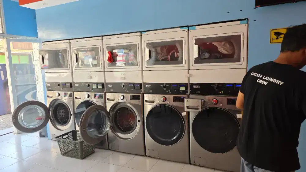 LOWONGAN KERJA LAUNDRY