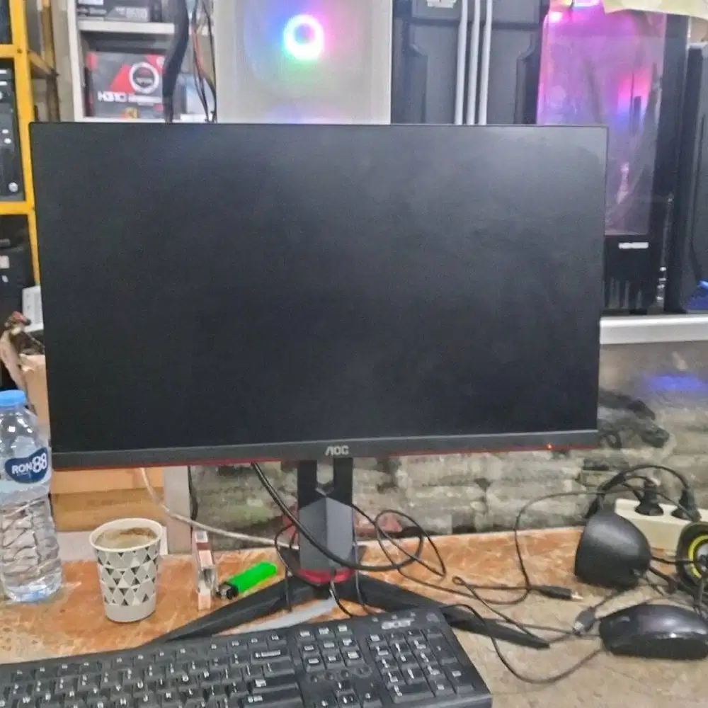 Monitor AOC 24inch framless 165hz minus bergaris