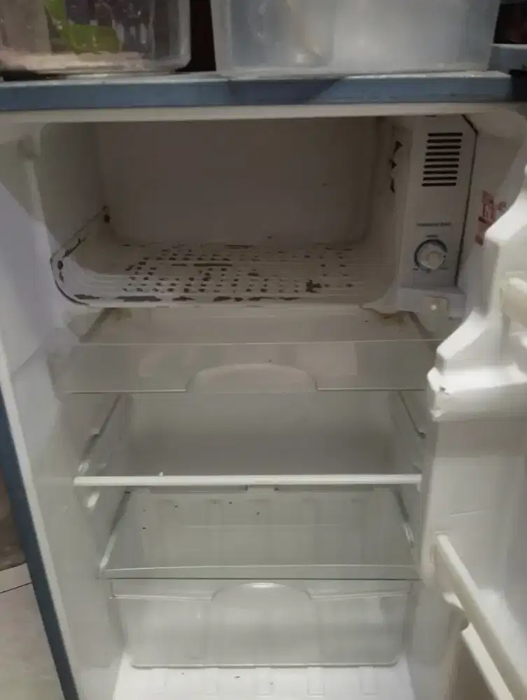 Kulkas 1 pintu merk sharp