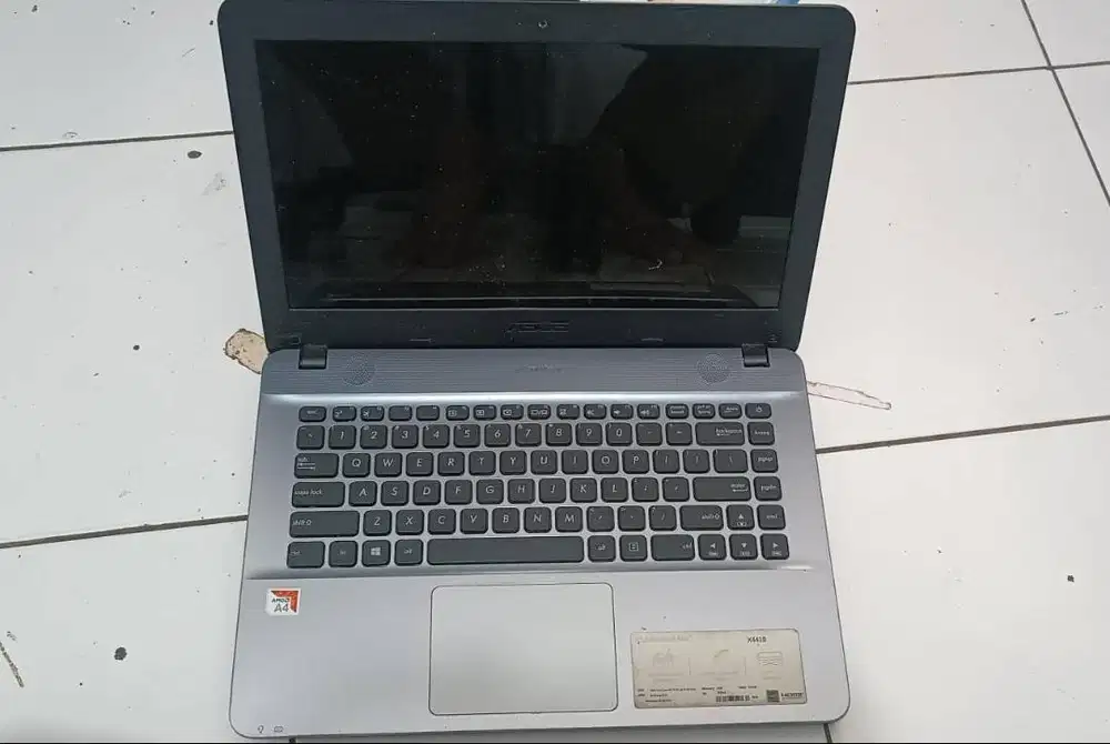 ASUS X441B AMD A4 9125
