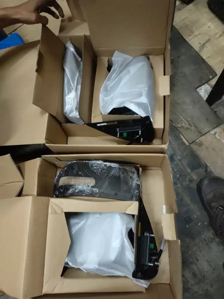 For sale spion fortuner trd / VNT 2012/2015 kanan kiri Original