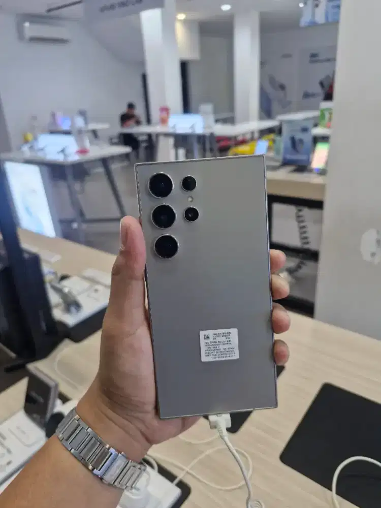 Samsung Galaxy S24 Ultra 12/256 New Original resmi