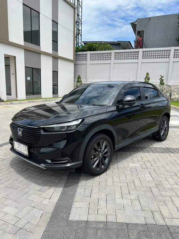 SUPER LOW KM MULUS TERAWAT LIKE NEW ! Honda HRV 1.5 SE CVT AT 2022