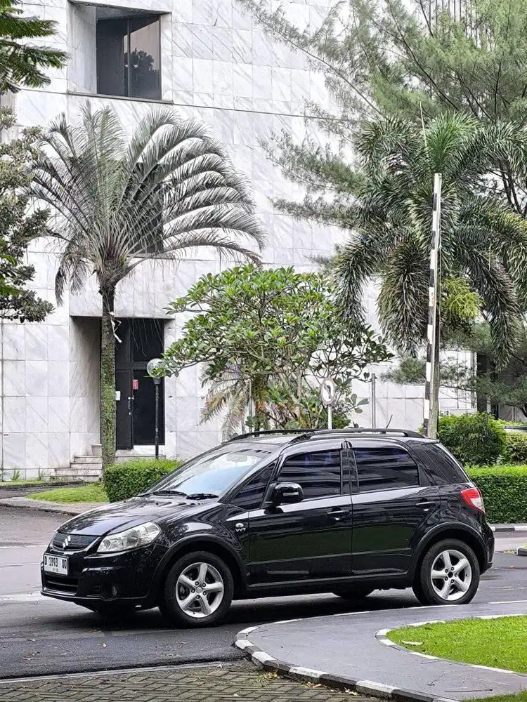 SUZUKI SX-4 // X-OVER 1.5 AT 2010 EX DOKTER
