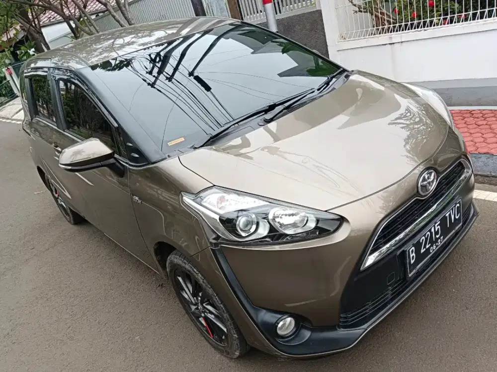 Toyota Sienta Type V 2017 Istimewa